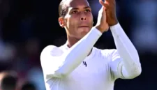 Virgil van Dijk meminta Liverpool menjaga fokus setelah meraih kemenangan tipis atas Bournemouth.