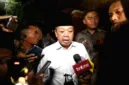 Partai Golkar mengambil langkah mitigasi politik di tengah isu hukum yang menyeret Nusron Wahid.