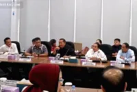 DPRD Karo Minta — Ketua DPRD Karo Iriani Tarigan mendatangi kantor Badan Gizi Nasional di Jakarta menuntut ganti rugi korban keracunan MBG