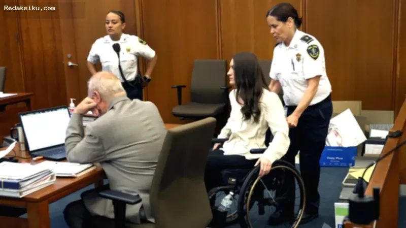 Michael P. Desronvil, satu-satunya juri yang menolak keputusan kasus Lindsay Clancy, memberikan pernyataan terbuka.