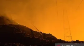Kebakaran TPA Putri Cempo Solo meluas, 6 mobil damkar diterjunkan