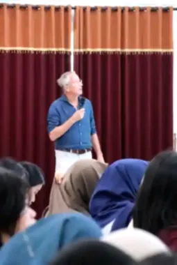 FK Unair dan Pakar Bedah Saraf Belanda Bahas Penanganan Aneurisma