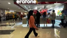 PT Erajaya Swasembada Tbk (ERAA) mengalokasikan dana hingga Rp500 miliar untuk melakukan aksi pembelian kembali saham.