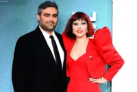 tunangan Lady Gaga — Lady Gaga dan tunangannya, Michael Polansky, tampil bersama di sebuah acara publik.