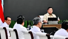 Pemerintah di bawah kepemimpinan Prabowo Subianto merumuskan strategi untuk mencapai kemandirian energi nasional.