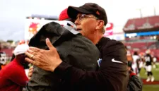 Koordinator ofensif Cleveland Browns, Todd Monken, memberikan tanggapan keras atas komentar pelatih Pittsburgh Steelers, Mike Tomlin.