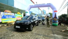 Uji coba berkendara DFSK E5 Plus rute Jakarta-Bali digelar untuk membuktikan ketangguhan SUV PHEV tersebut.