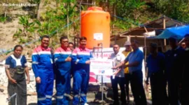 Pertamina Salurkan Air Bersih untuk Korban Gempa NTT