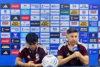 Pelatih PSM Makassar menyoroti kualitas rumput Stadion GBLA usai laga melawan Persib Bandung.