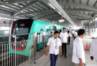 LRT Jakarta Fase 1B — Kereta LRT Jakarta rute Manggarai-Velodrome saat persiapan operasional jelang uji coba terbatas.