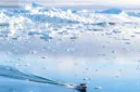Data satelit terbaru menunjukkan Greenland dan Antartika kehilangan 11,3 triliun ton es sejak 1979.
