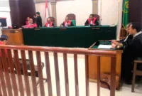 vonis 10 tahun penjara — Andrika menjalani sidang vonis di Pengadilan Negeri Palembang terkait kasus peredaran sabu 488 gram