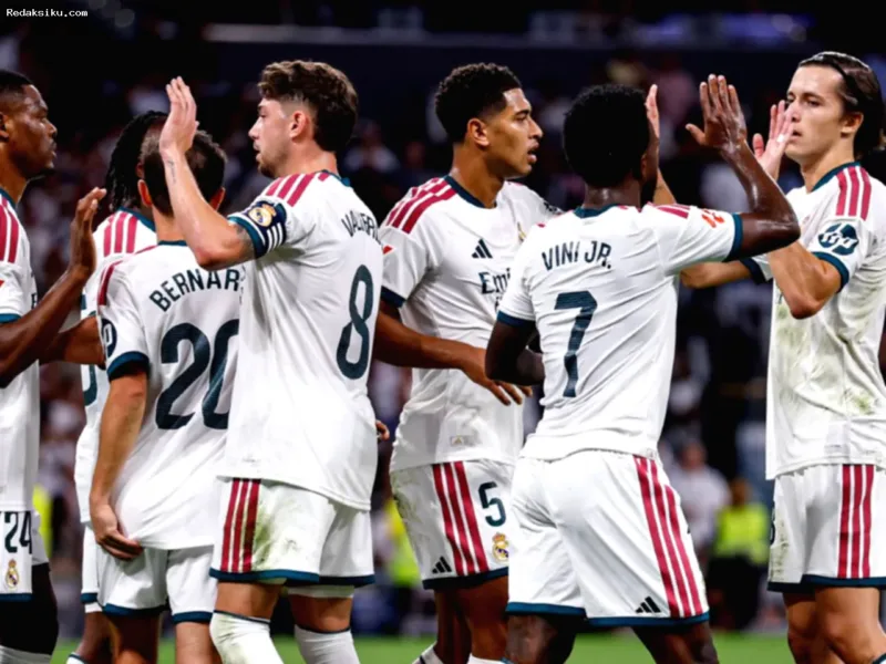 Jadwal Atletico Madrid — Pemain Atletico Madrid dan Real Madrid bersiap menghadapi Derby Madrid di Liga Spanyol 2026