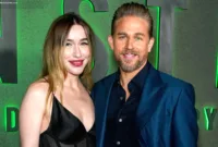 Morgana McNelis dan Charlie Hunnam yang telah menjalin hubungan asmara selama belasan tahun.