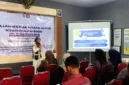 Warga Desa Sumberdem dan Pokdarwis mengikuti pelatihan pertolongan pertama untuk meningkatkan kesiapsiagaan di lingkungan wisata.