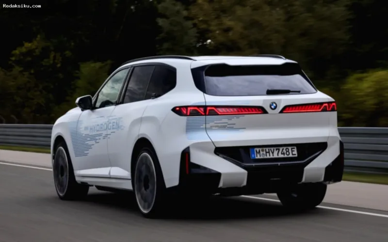 BMW iX5 Hidrogen — SUV BMW iX5 Hydrogen dengan teknologi ramah lingkungan dan jarak tempuh 750 km