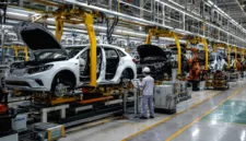 Industri otomotif Indonesia terus berinovasi mengadopsi teknologi cerdas untuk mendukung ekosistem kendaraan ramah lingkungan.