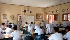 Kesuksesan dan perjalanan belajar murid merupakan puncak kebahagiaan yang mendalam bagi seorang pendidik.