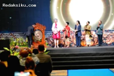 Polwan RI — Kapolri Jenderal Listyo Sigit Prabowo memberikan arahan peningkatan kompetensi global bagi Polisi Wanita RI.