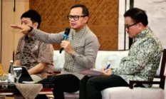 Wamendagri Bima Arya Minta Pemda Gali Potensi demi Ekonomi 8 Persen