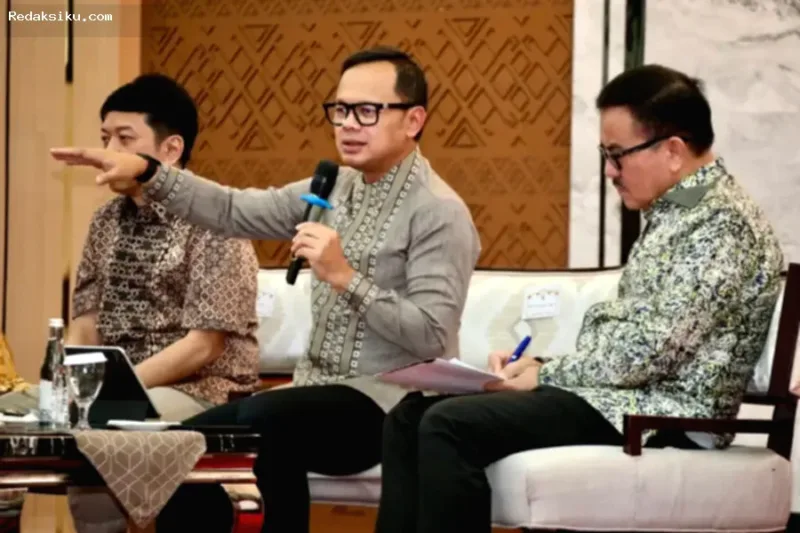 Wamendagri Bima Arya — Wakil Menteri Dalam Negeri Bima Arya berbicara mengenai pentingnya pemerintah daerah menggali potensi ekonomi lokal