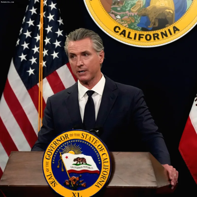 Gubernur Newsom — Gubernur California Gavin Newsom menandatangani UU pencegahan intervensi pemilu