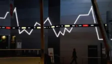IHSG melemah 0,58% ke level 6.647 pada perdagangan sesi pertama, Rabu (9/9/2026).