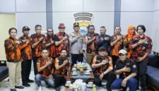 Jelang pindah tugas, Kapolres Barru AKBP Ananda Fauzi Harahap bertemu Pemuda Pancasila.Tak hanya soal keamanan, potensi wisata Barru juga ikut dibahas.