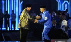 Zulhas Kelakar ke Prabowo di HUT PAN, Sebut Cak Imin Pikir-pikir Capres