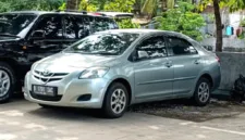 Toyota Vios G 2009 tetap menjadi pilihan sedan bekas yang populer karena keawetan dan efisiensi bahan bakarnya.