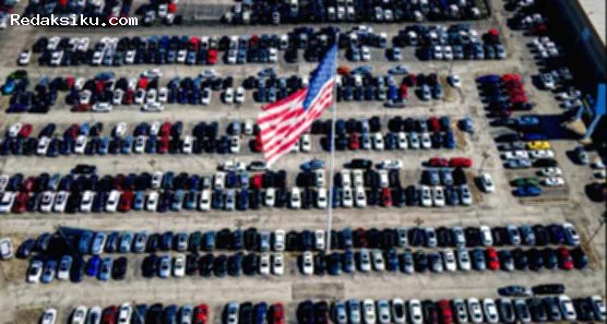 Industri otomotif AS mendesak pembatasan mobil listrik Tiongkok jelang pertemuan Donald Trump dan Xi Jinping.