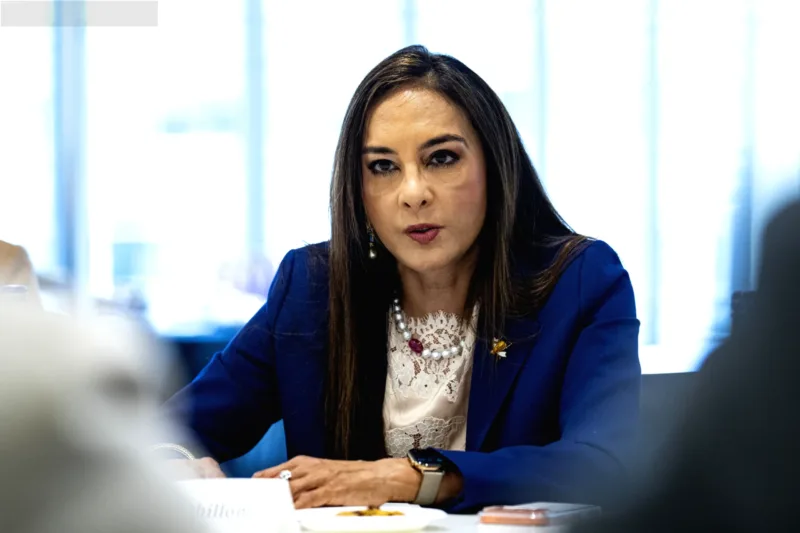 diskriminasi pelamar — Gedung Departemen Kehakiman Amerika Serikat di Washington D.C.