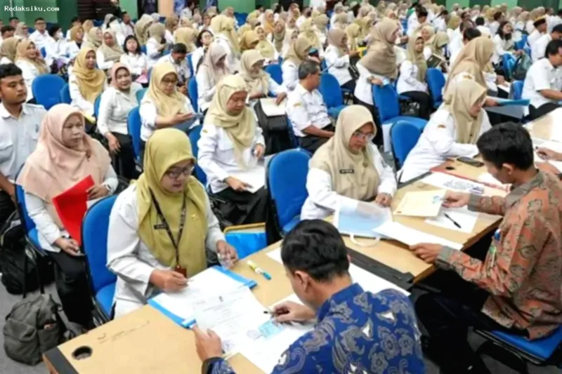 guru PPPK paruh waktu — Ilustrasi guru sedang mengajar di dalam kelas sebagai bentuk apresiasi profesi pendidik.