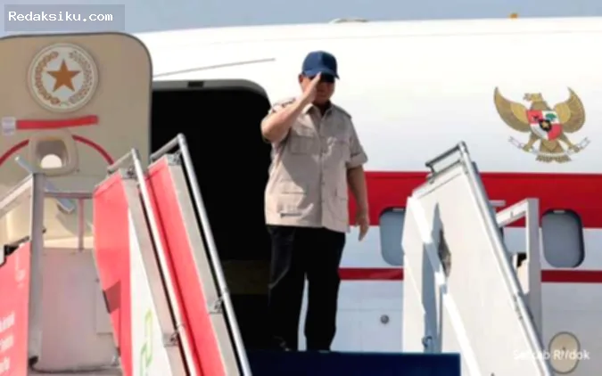 Presiden Prabowo Janjikan — Presiden Prabowo Subianto memberikan sambutan dalam pelepasan kontingen atlet Indonesia di Istana Kepresidenan