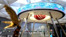 Tiga emiten energi terbarukan resmi masuk dalam daftar IDX Green Equity Designation.