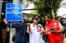Pemkot Surabaya mencabut KTA 163 juru parkir sebagai langkah percepatan digitalisasi layanan parkir.