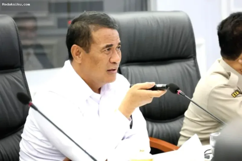 Menteri Pertanian Andi Amran Sulaiman menyampaikan potensi industri etanol membuka 8 juta lapangan kerja