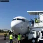Garuda Indonesia Tunda Penerbangan Akibat Ban Pecah di Makassar