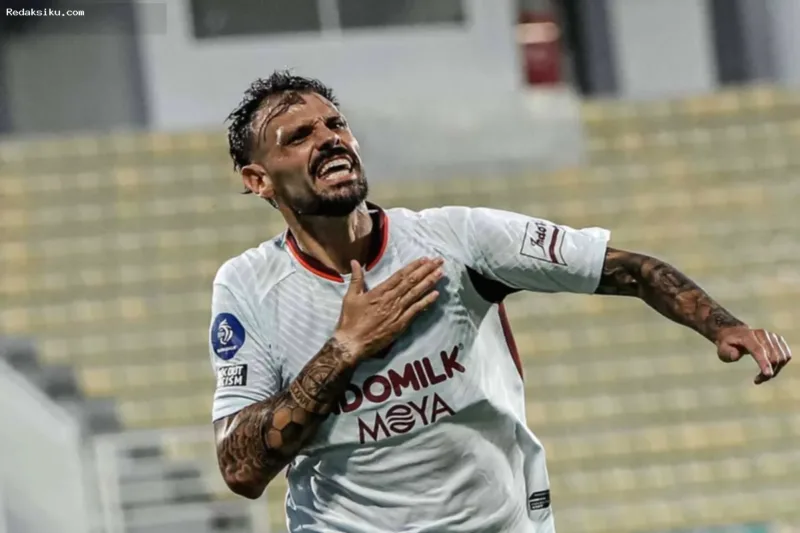 Gelandang Persita Tyronne Del Pino optimis dengan progres tim di Super League