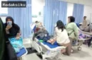 Sebanyak 100 siswa SD dan SMA di Nganjuk mengalami keracunan massal setelah mengonsumsi menu program Makan Bergizi Gratis.