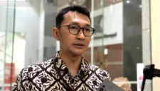 KPK mengungkap adanya struktur bayangan di Kementerian ATR/BPN yang diduga melibatkan politisi.