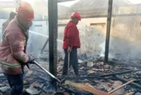 Rumah warga di Sragen hangus terbakar meludeskan uang dan sertifikat