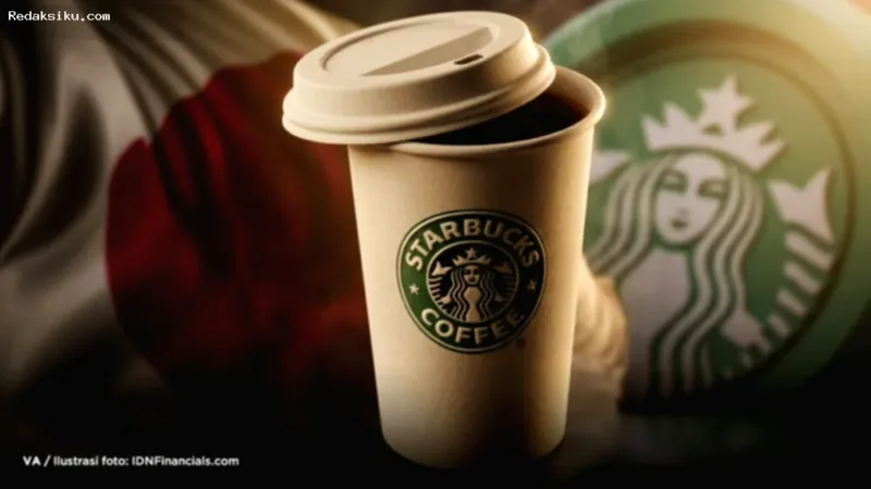 Starbucks Pertimbangkan Jual — Logo Starbucks terpampang di depan gerai kopi dengan nuansa modern di Jepang.