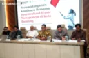 Pemerintah menerapkan teknologi pengolahan sampah menjadi energi di Bandung untuk mengatasi masalah lingkungan.