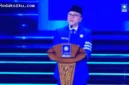 Ketua Umum PAN Zulkifli Hasan mengumumkan pengumpulan dana kemanusiaan Rp8 miliar dari potongan gaji kader di hadapan Presiden Prabowo.