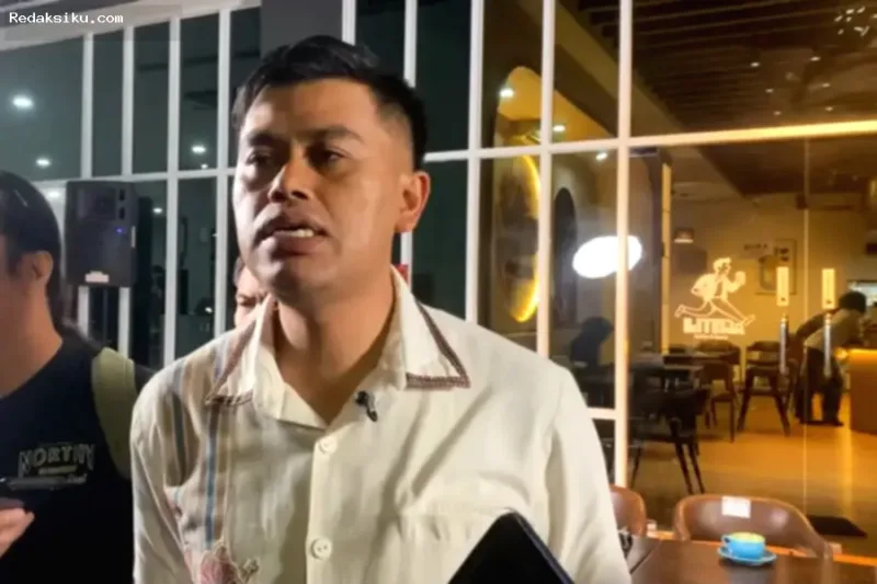 Ketua KONI Blitar — Wali Kota Blitar Mas Ibin menyampaikan selamat kepada Elim sebagai Ketua KONI Kota Blitar terpilih.
