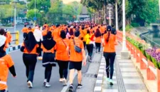 Sebanyak 6.000 peserta antusias mengikuti ajang lari JETE RUN 2026 di pusat Kota Surabaya pada Minggu, 6 September 2026.