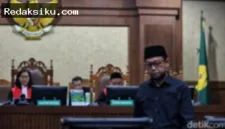 Terdakwa Gus Alex mengungkap adanya permintaan uang dari 24 anggota Panja Komisi VIII DPR RI dalam sidang korupsi kuota haji.