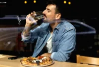 Tren Makan Sendiri Meningkat: Reservasi Restoran Solo Naik 22%