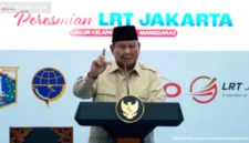Presiden Prabowo Subianto mengingatkan masyarakat untuk mewaspadai penyebaran fitnah dan informasi menyesatkan di era digital.